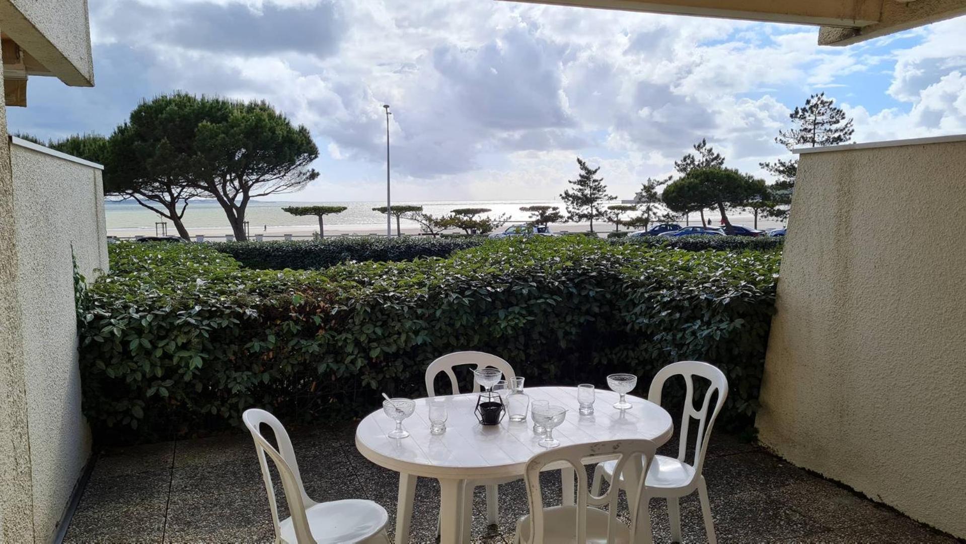Saint Georges De Didonne - Vue Mer Pour Ce Studio Cosy En Rez-De-Chaussee Eksteriør billede